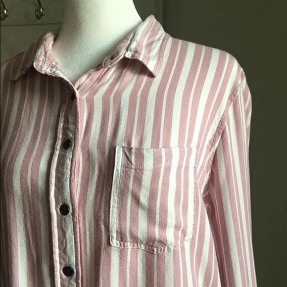 JACHS Girlfriend Tops - Jachs Girlfriend Women’s Button Down Striped Shirt